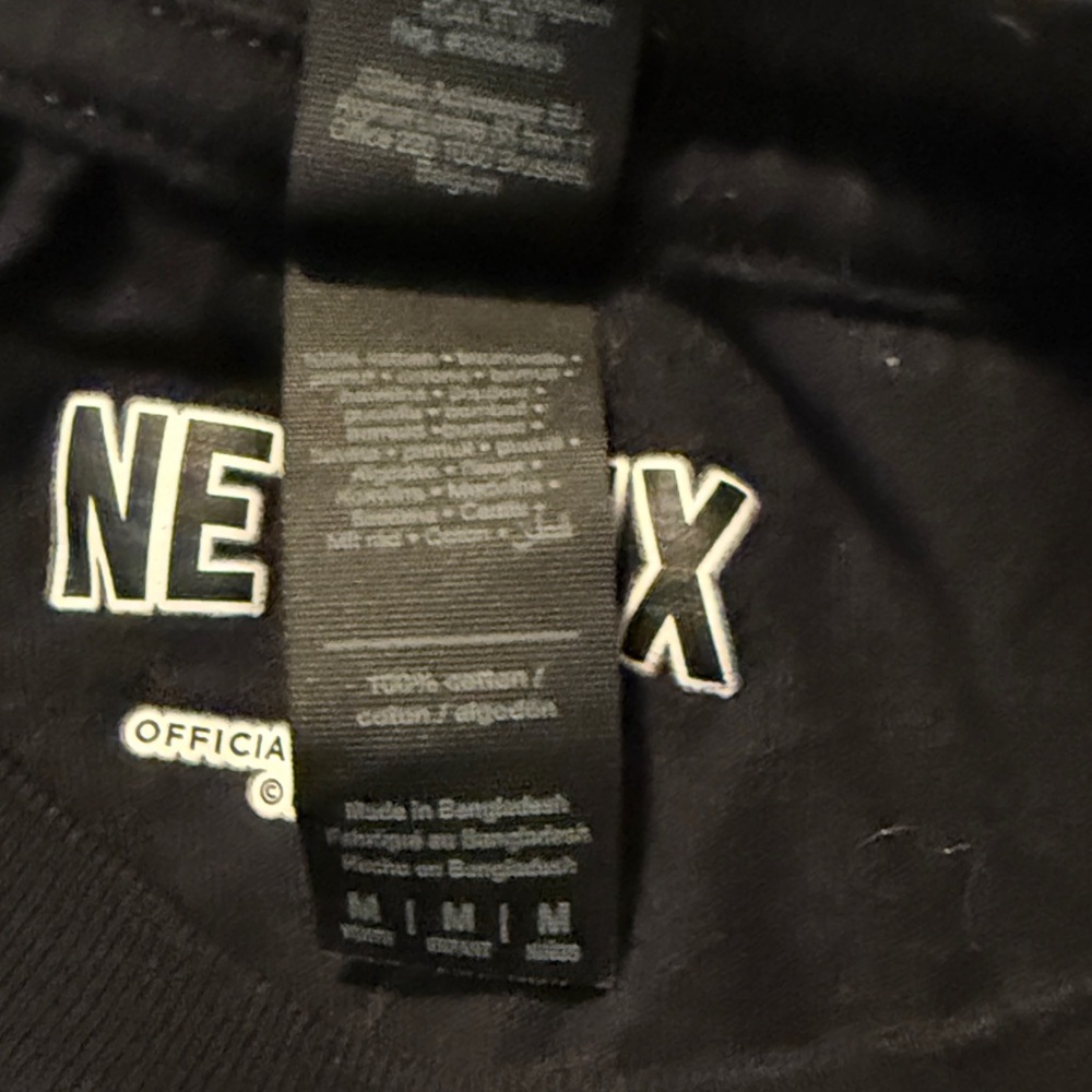 Netflix Huntrix tee - Picture 5 of 5